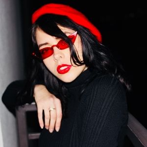 Meet your Posher, Cecilia Rose 🌹